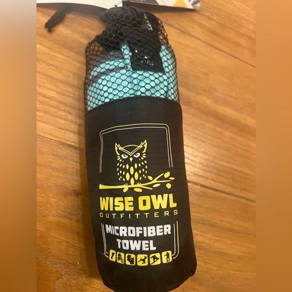 Wise Owl Outfitters Camping Towel - Picture 4 of 9